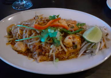 Basil and Lime signature dishes Pad Thai
Tom Kha Gai
Stuffed Shrimp